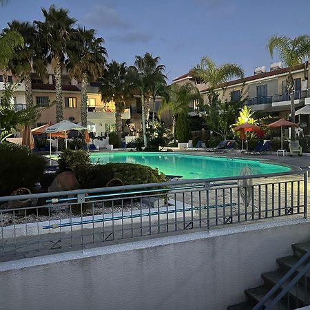 Exceptional Townhouse Villa Paphos Buitenkant foto